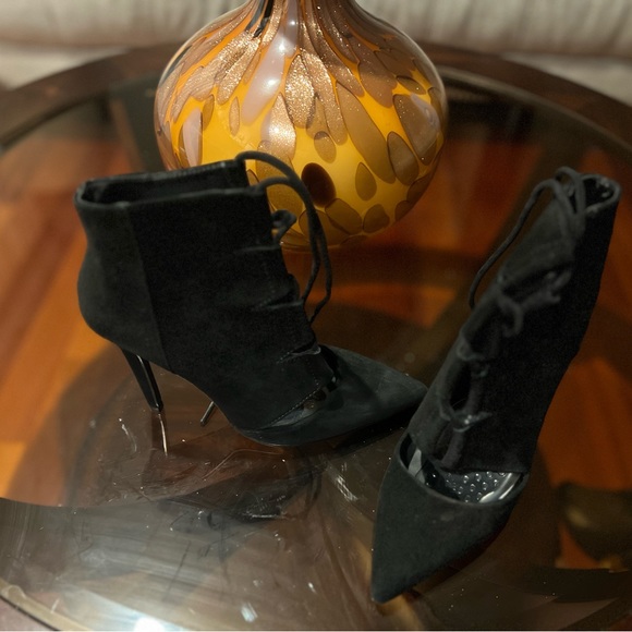 Black suede boots - Picture 2 of 2